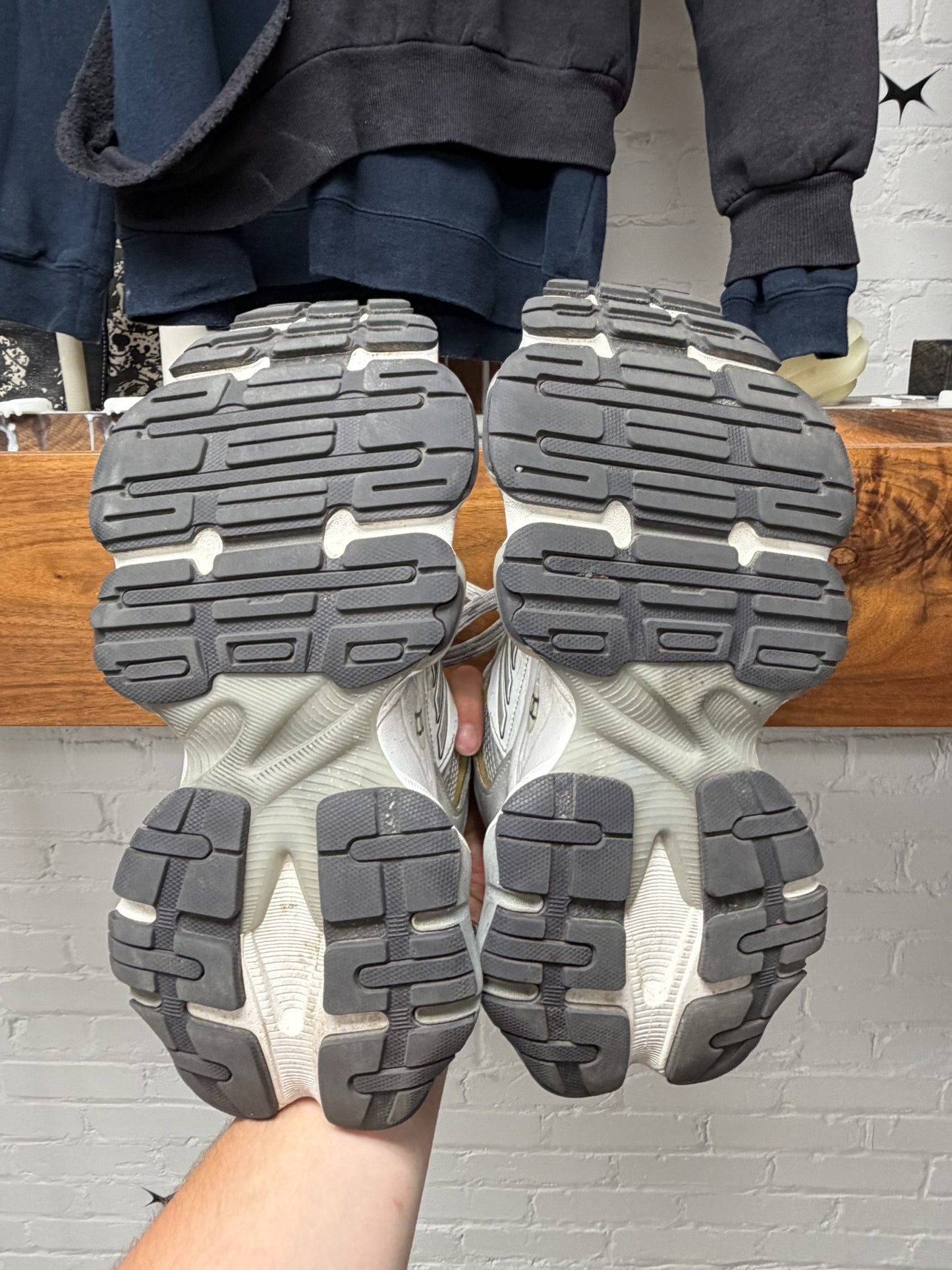 Balenciaga Worn-Out Effect Oversized White/Silver ‘Cargo’ Sneakers