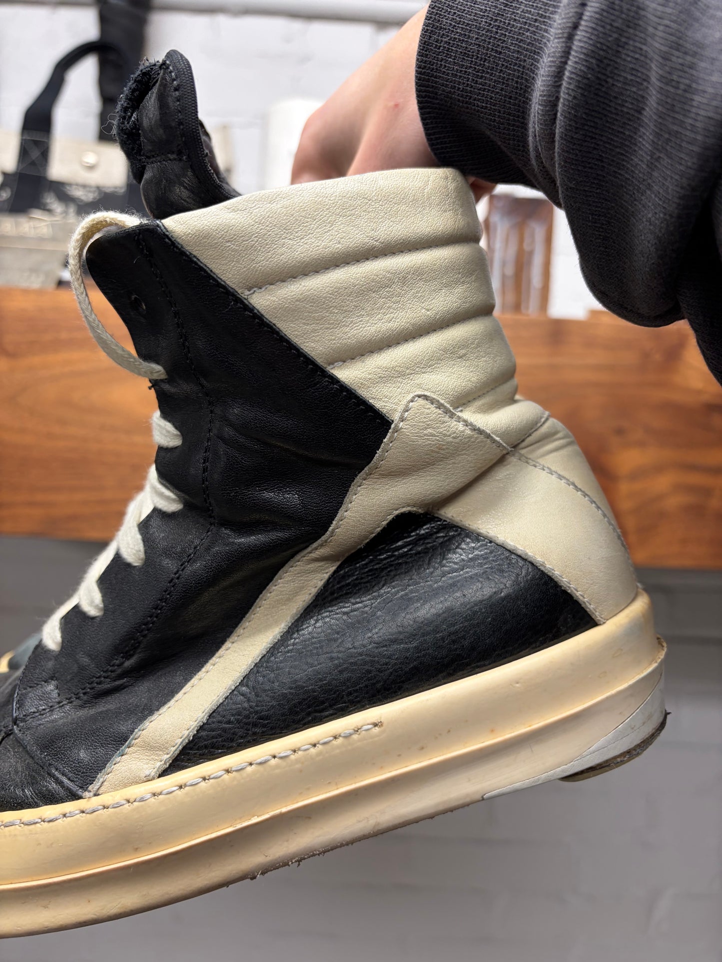 Rick Owens ‘Short Tongue’ Geobasket Black/Milk Sneakers