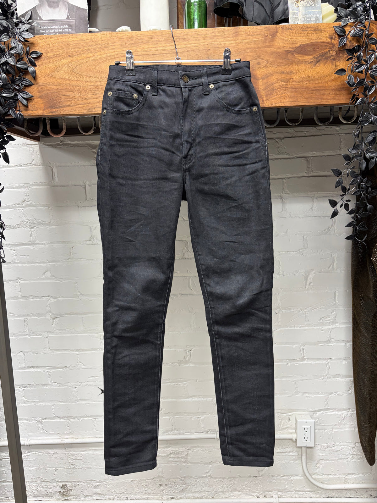 2017 Saint Laurent ‘D04’ Black Skinny Jeans