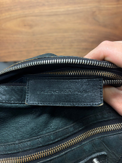 Balenciaga ‘Agneau’ Day Calfskin Leather Day Messenger Bag