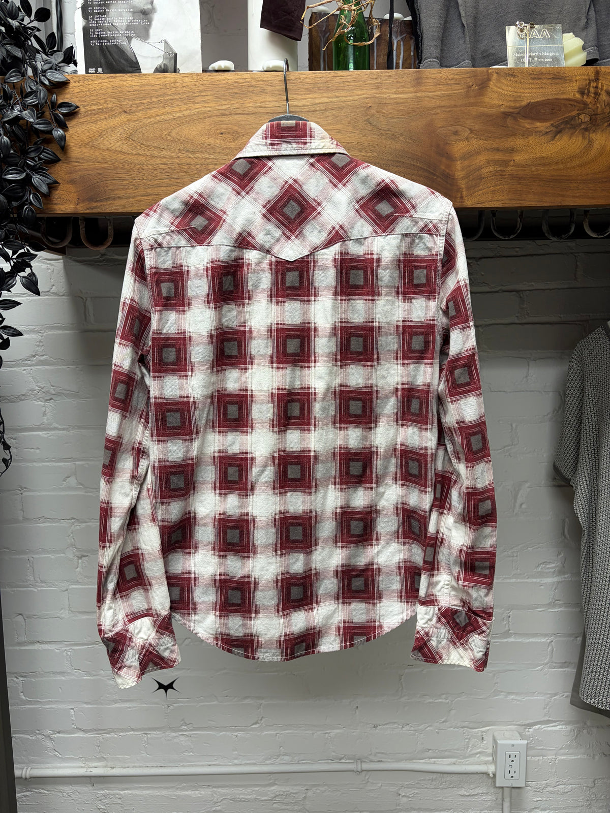 AW2009 Number (N)ine ‘A Closed Feeling’ Red/White Plaid Button Snap Flannel