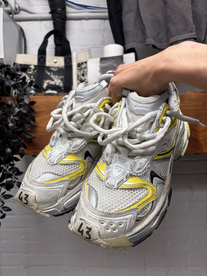 Balenciaga ‘Runner’ White/Yellow Low Top Sneakers