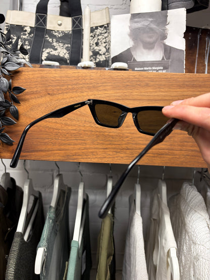 Gentle Monster ‘Chapssal’ Black Cat Eye Sunglasses