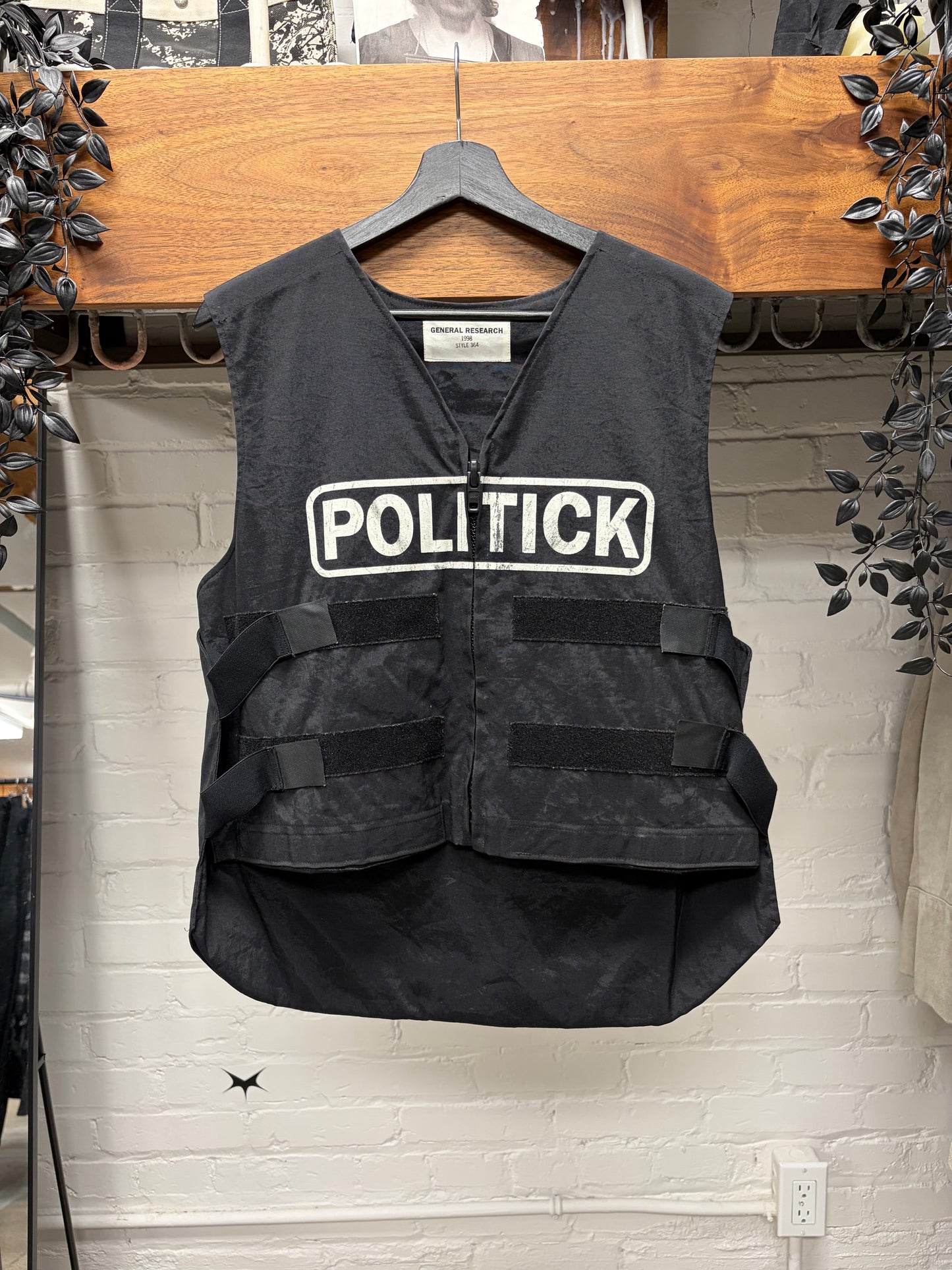 AW1998 General Research ‘Parasite’ Model 364 Tactical Police Vest