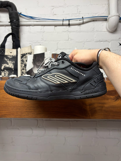 Balenciaga ‘Hamptons’ Distressed Black Low Top Skate Sneakers