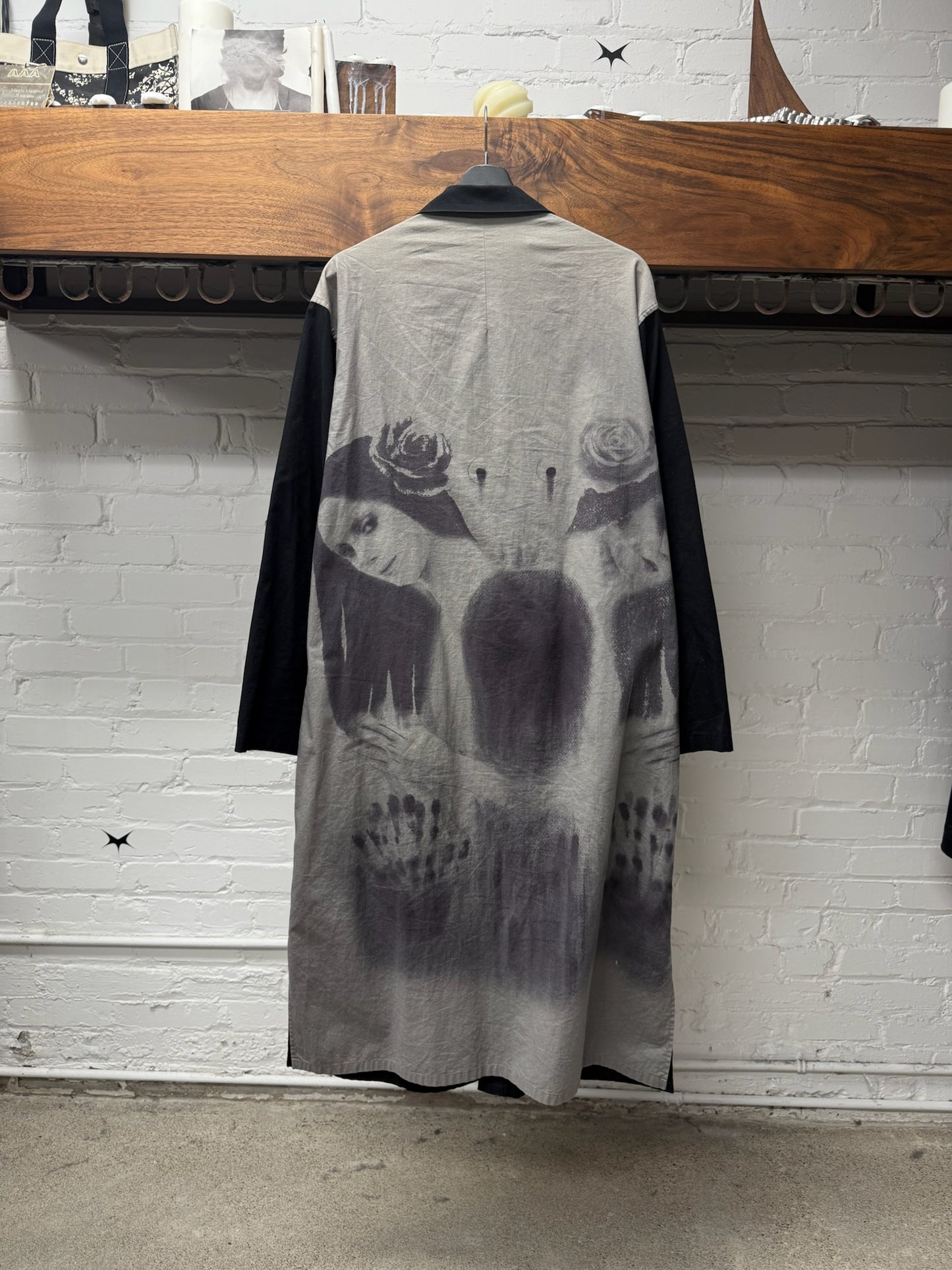 AW2020 Yohji Yamamoto Black Scandal ‘Uchida Suzume’ Shadow Print Long Coat