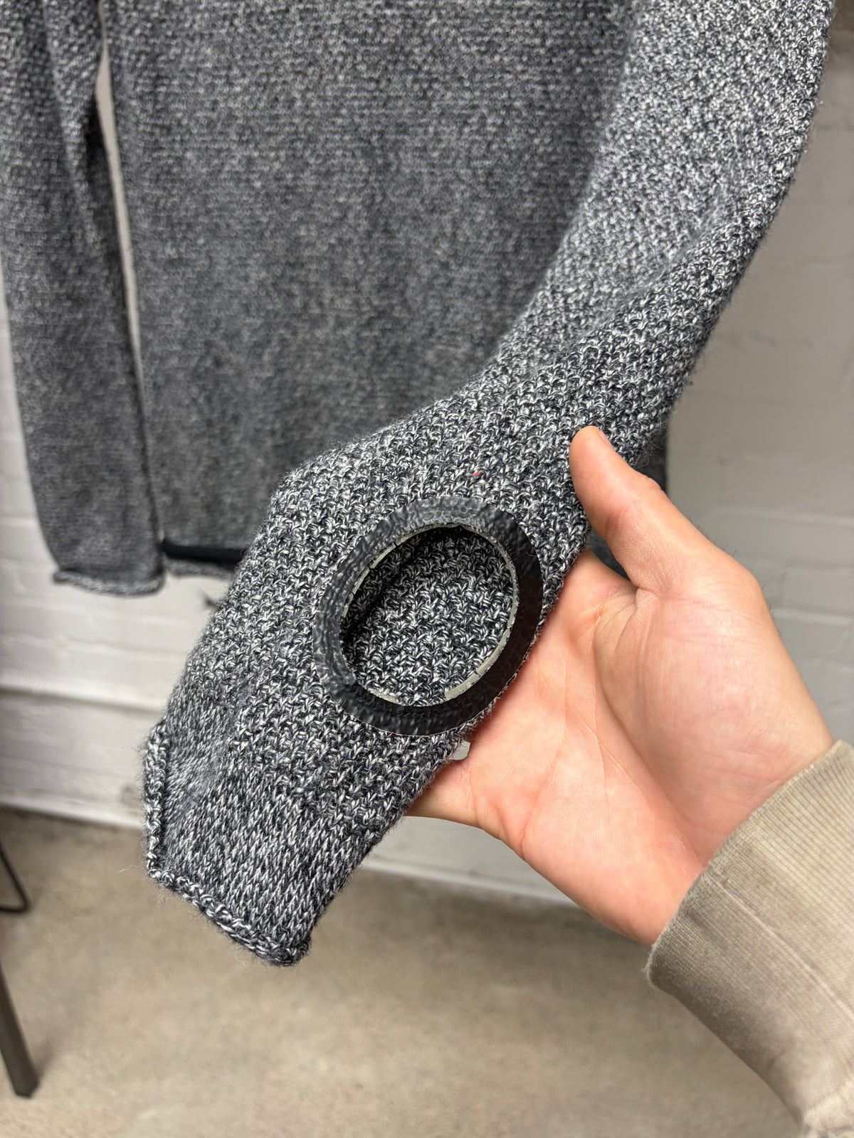 AW09 Undercover ‘Earmuff Maniac’ Watch Window Knitted Grey Sweater