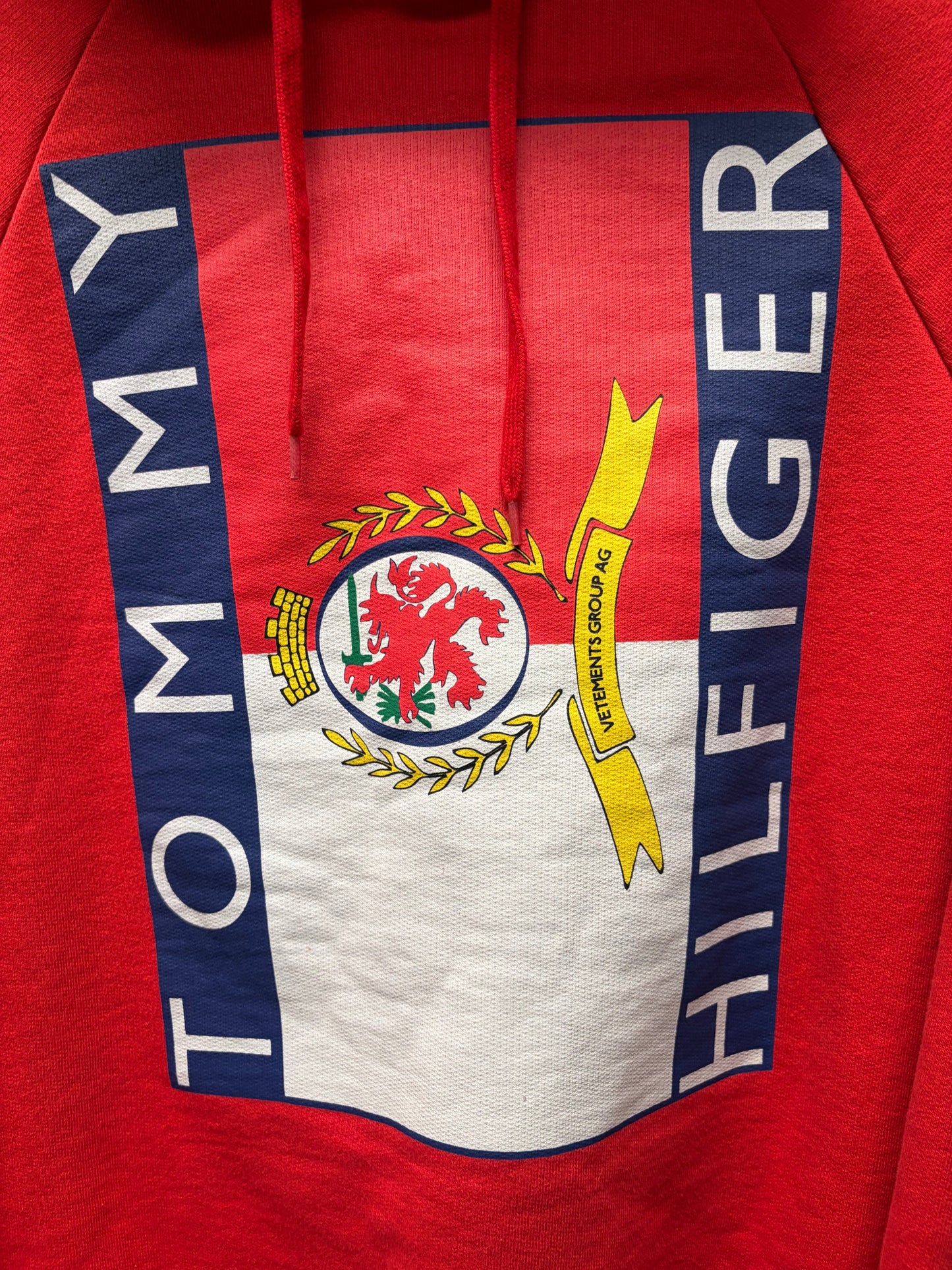 SS2018 Vetements x Tommy Hilfiger Flag Logo Hoodie