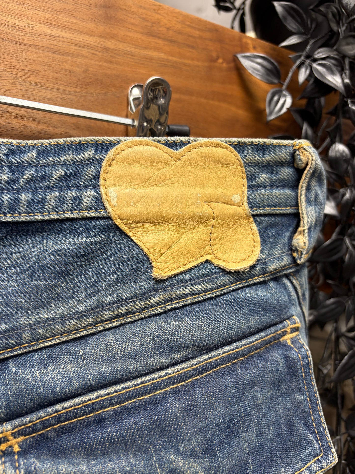 AW2009 Number (N)ine Dirt Washed Blue ‘Crying Heart’ Leather Patch Blue Skinny Cargo Denim