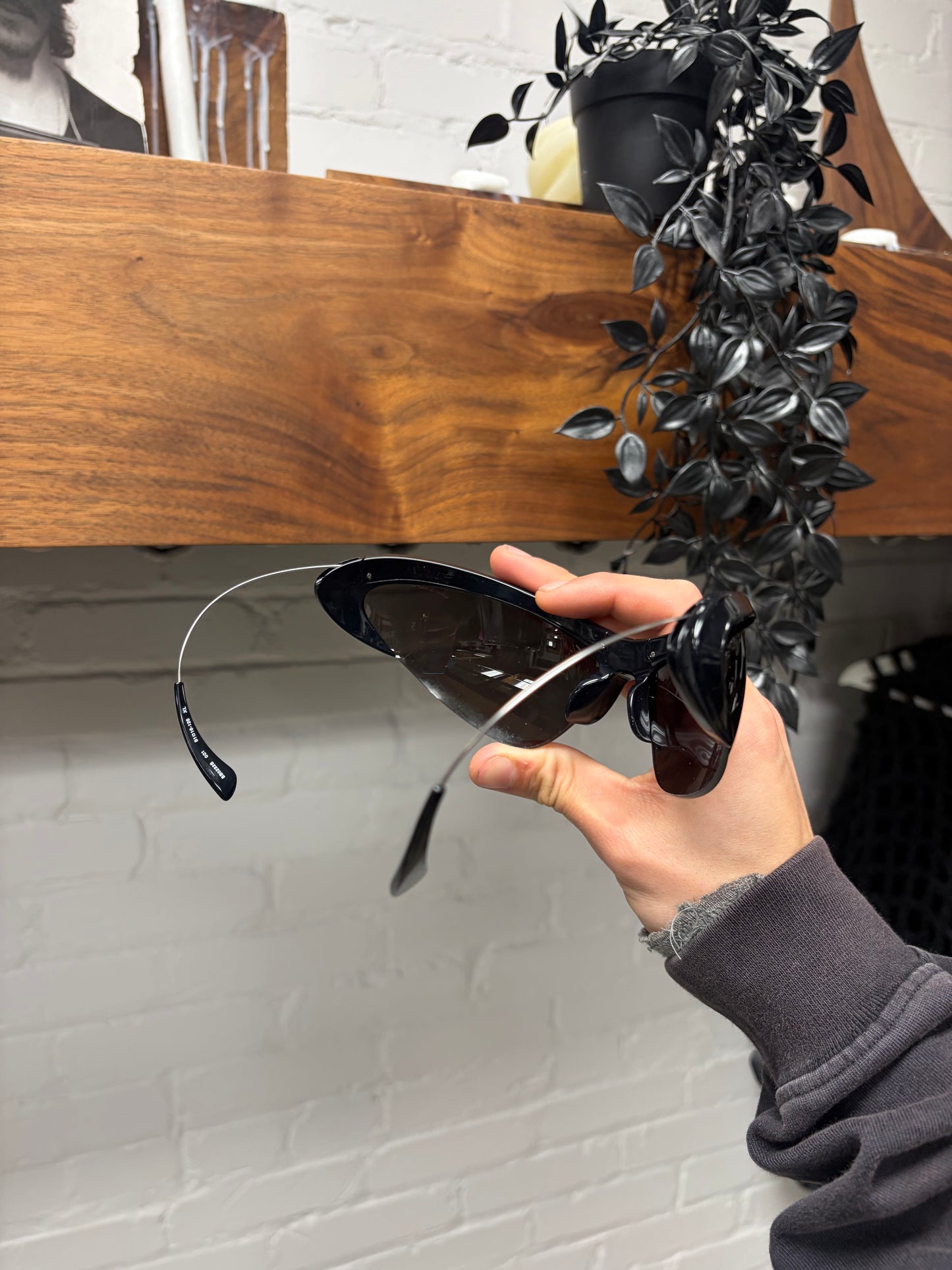 Balenciaga ‘Wire’ Retractable Cat Eye Sunglasses