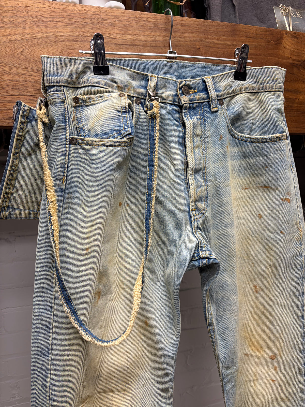 2022 Maison Margiela Straight Leg Blue Dirt Washed Jeans with Denim Wallet Chain
