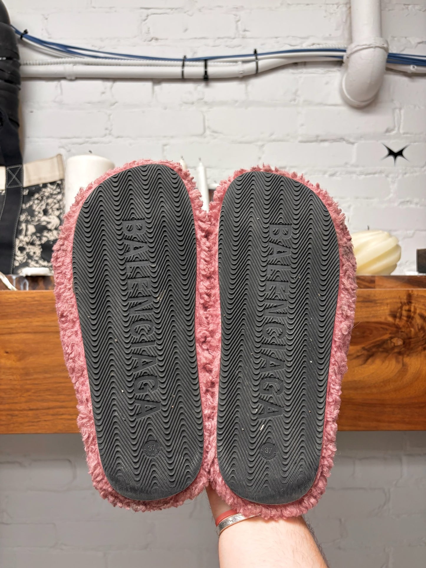 Balenciaga ‘Campaign Logo’ Fuzzy Slippers