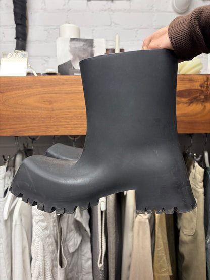 Balenciaga Black ‘Trooper’ Square Toe Combat Boots