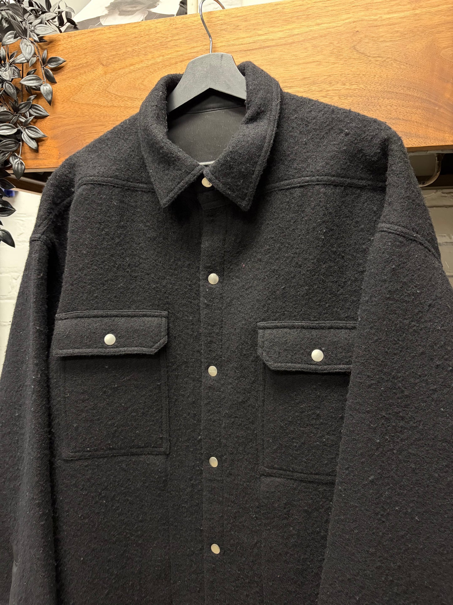 AW2023 Rick Owens ‘Luxor’ Virgin Wool ‘Shoulder Strap’ Black Button Snap Overshirt