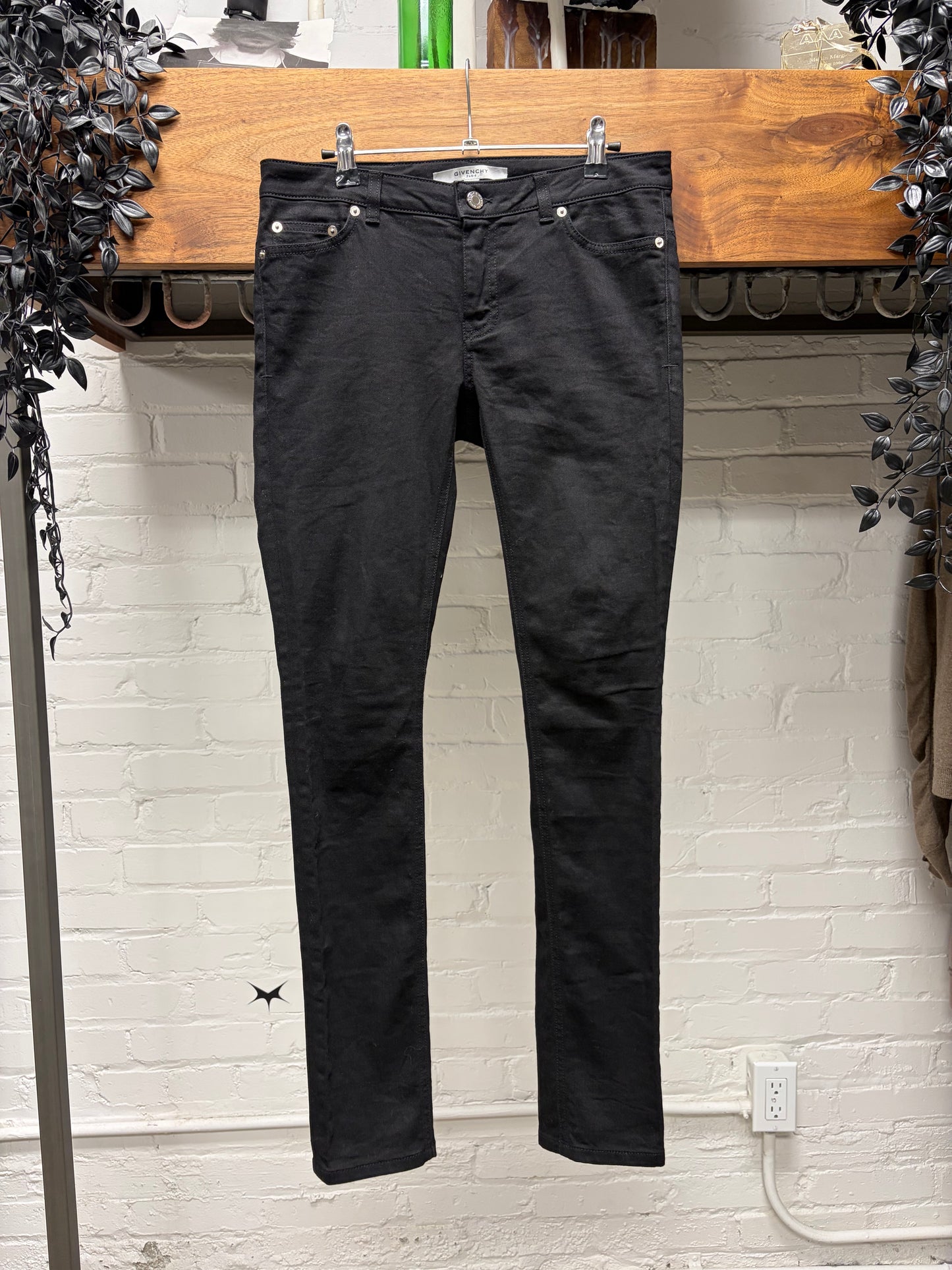 2017 Givenchy Pink ‘Star Patch’ Black Skinny Jeans