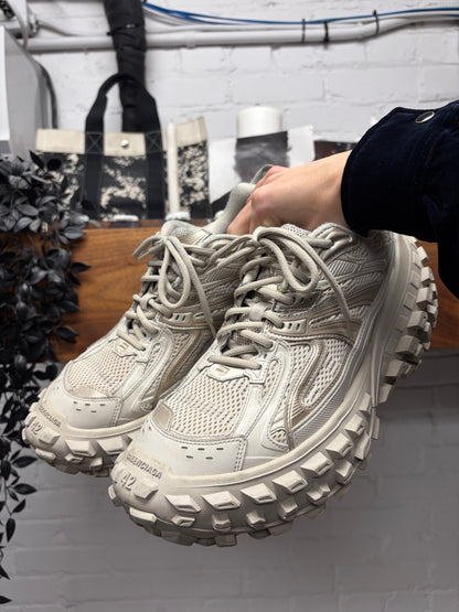 Balenciaga ‘Defender’ White Tire Track Low Top Sneakers