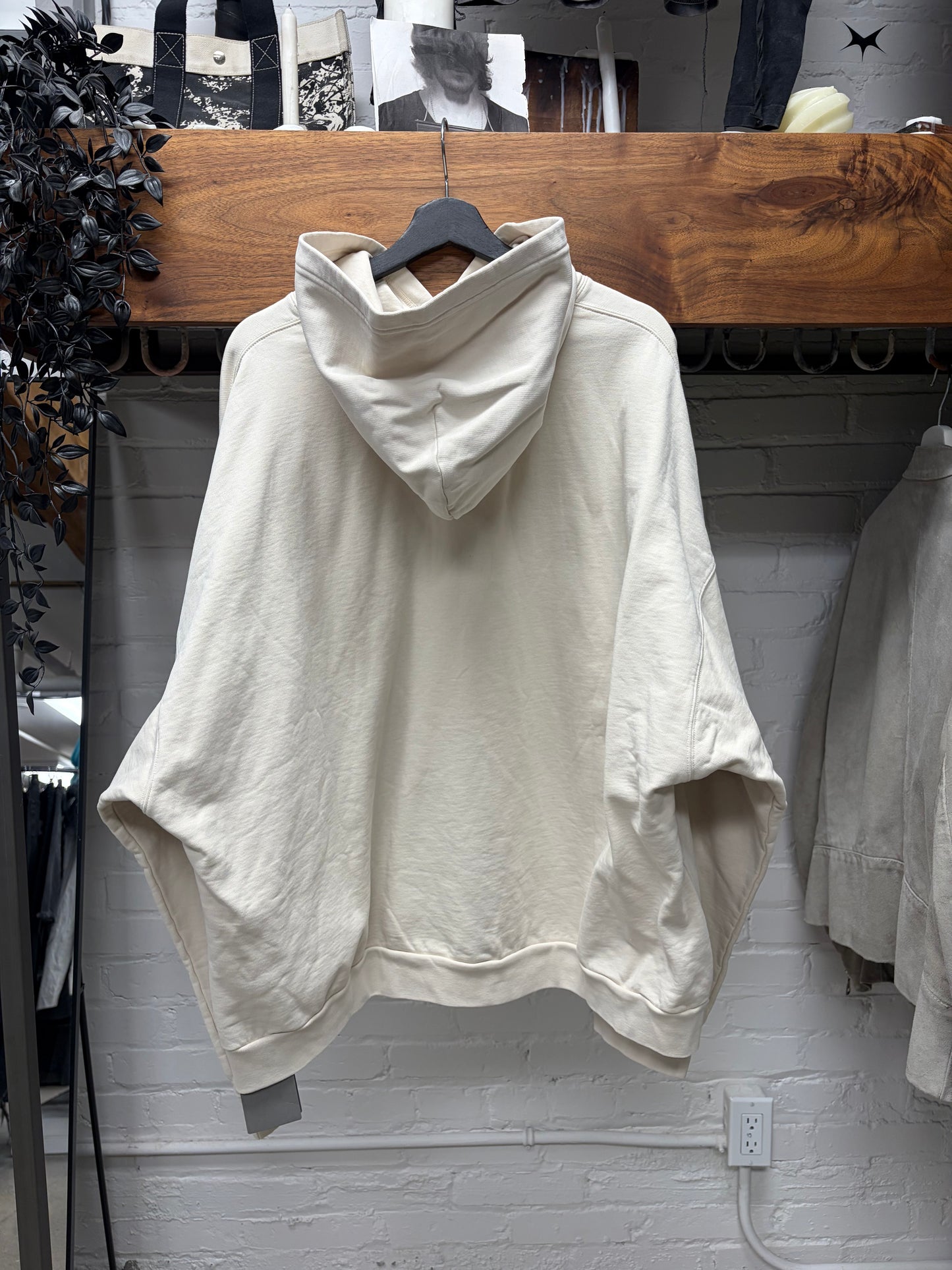 SS2022 Balenciaga ‘Unity Logo’ Cream White Pullover Hoodie