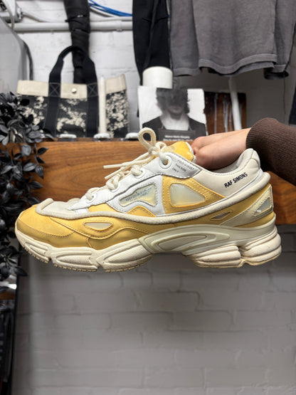 Raf Simons x Adidas Oswegos V1 ‘Bunny’ White/Cream Low Top Sneakers