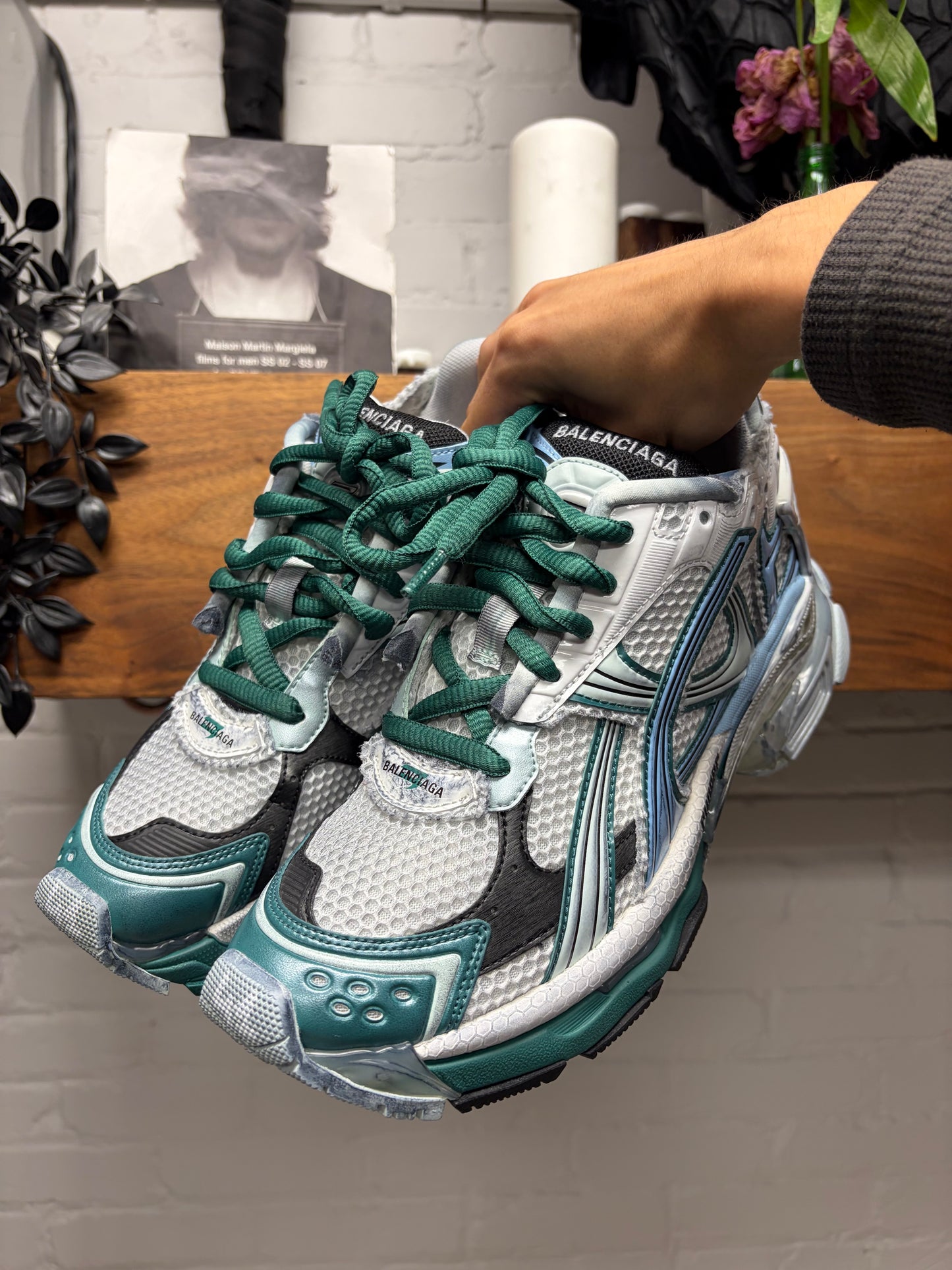 Balenciaga ‘Runner’ White/Teal Blue Low Top Sneakers
