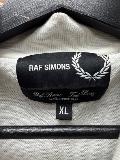 AW2019 Raf Simons x Fred Perry Shoulder Print White Polo