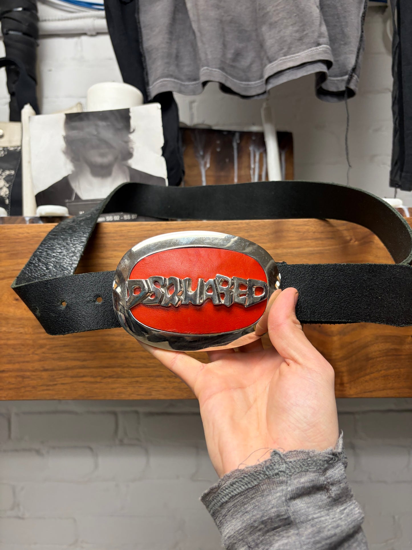 2000s Dsquared2 Red/Silver Large Buckle Genuine Leather Belt
