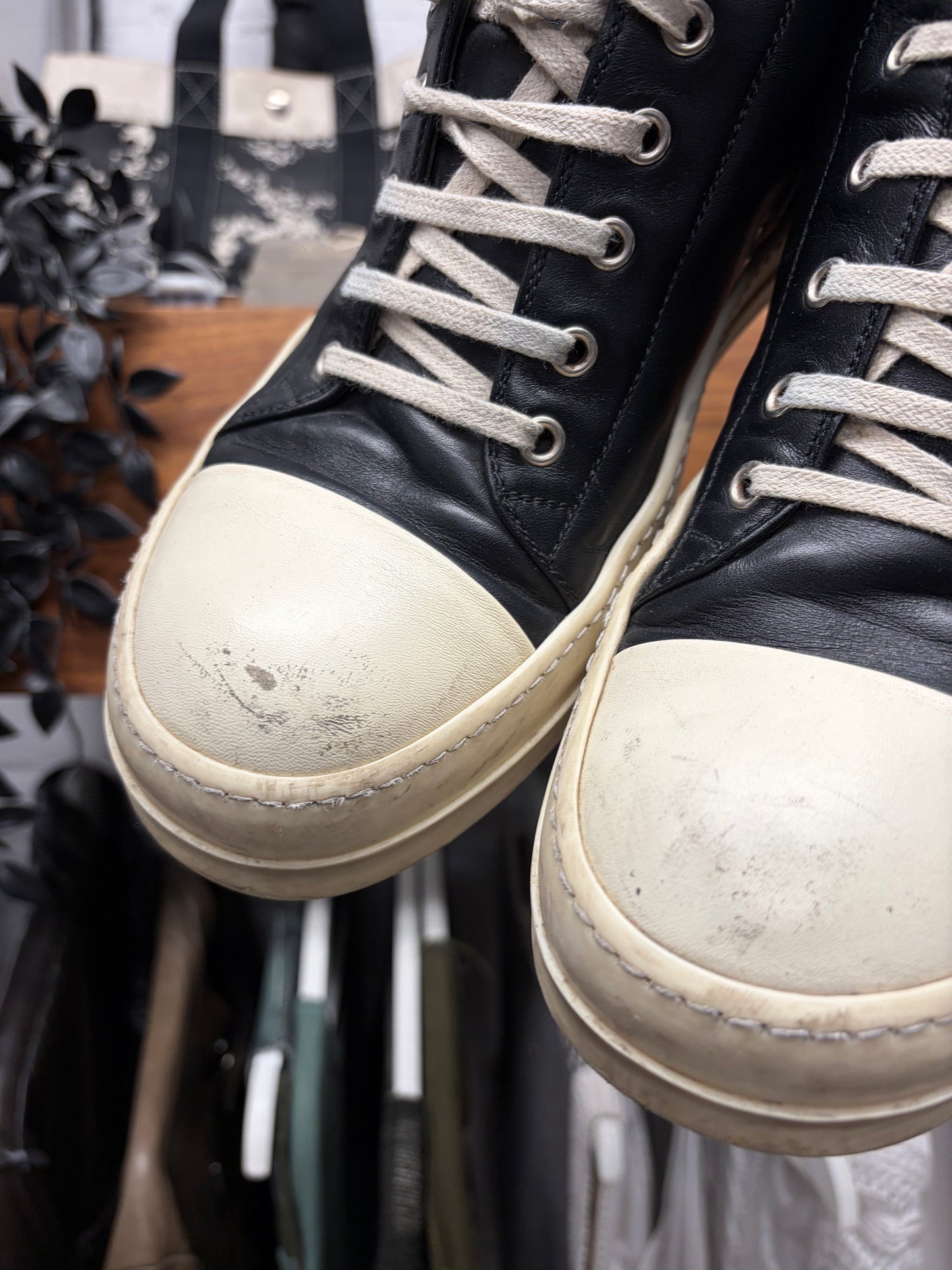 Rick Owens ‘Ramones’ Black Leather Low Top Sneakers