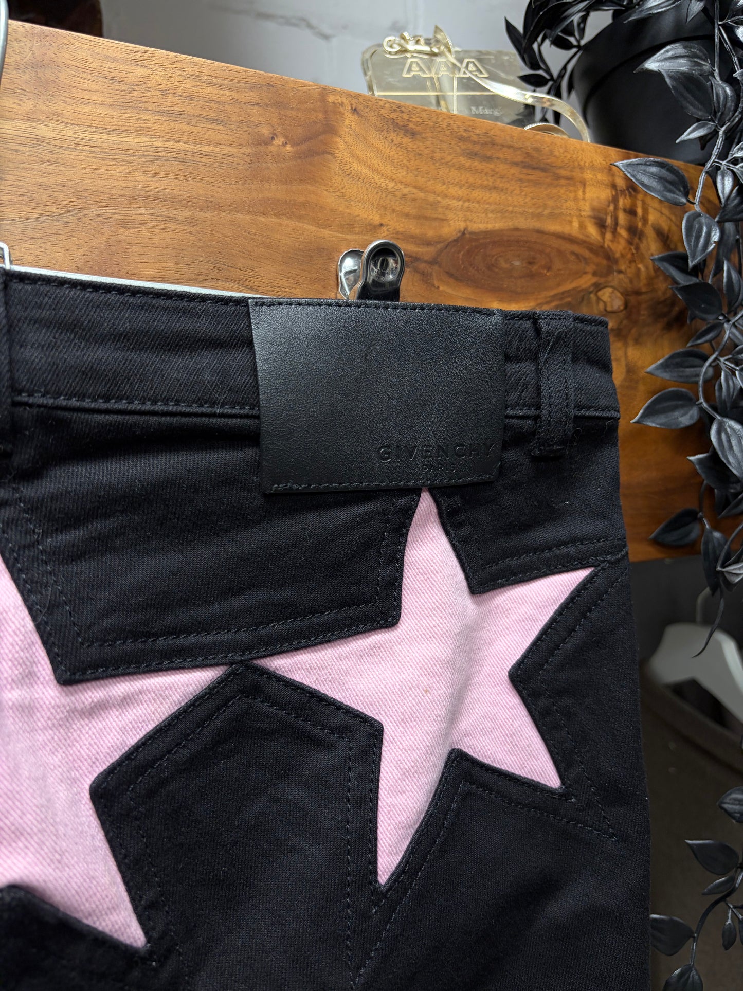 2017 Givenchy Pink ‘Star Patch’ Black Skinny Jeans
