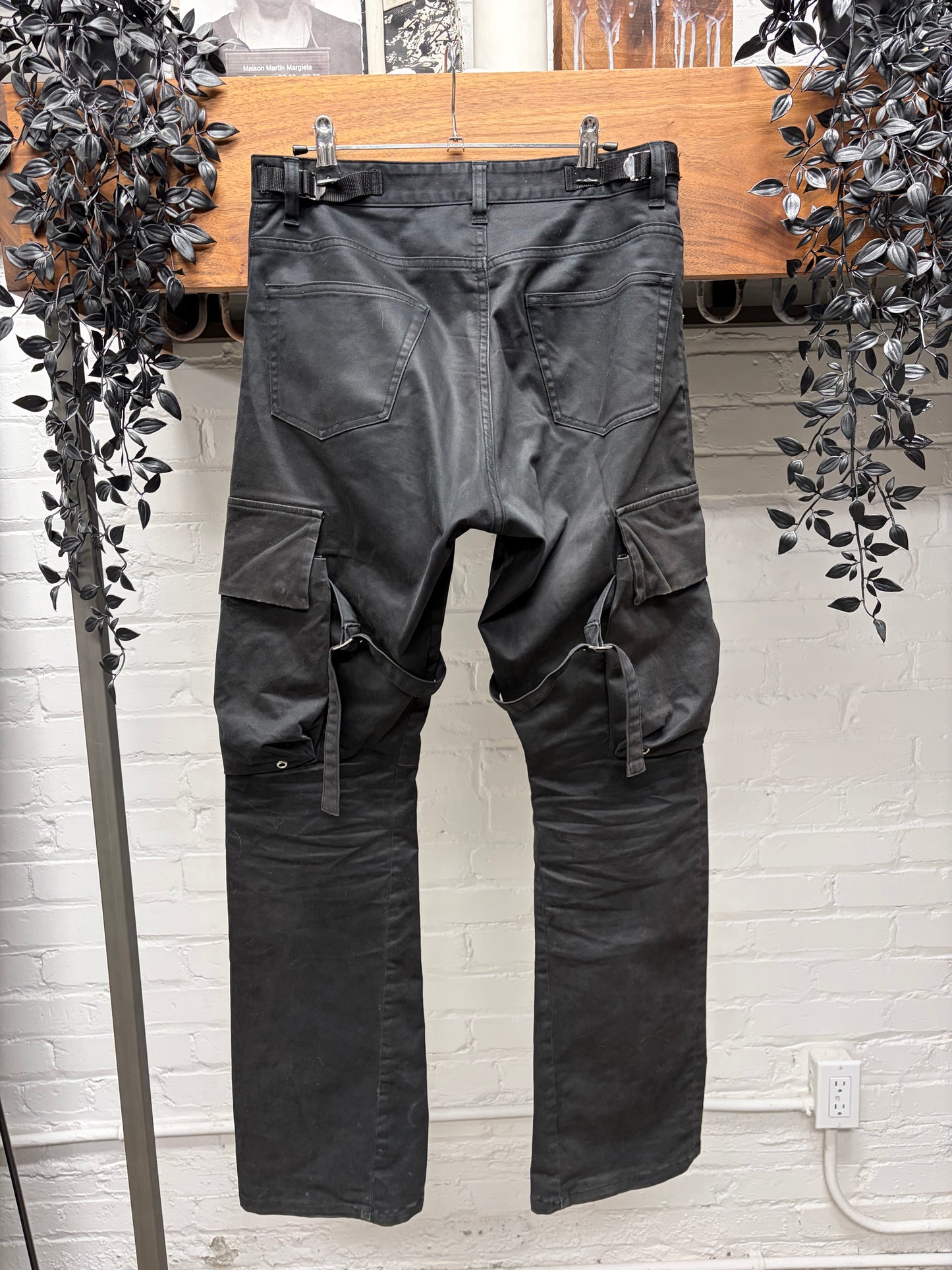 Vuja Dé Waxed Black Bondage Cargo Pants