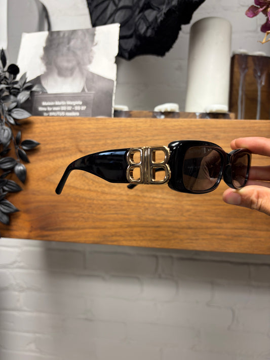 Balenciaga ‘Dynasty’ Black/Gold BB Interlock Rectangular Frame Sunglasses