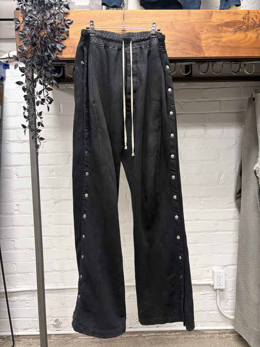 Rick Owens ‘Pusher’ Wide Leg Cotton ‘Button Snap’ Sweatpants