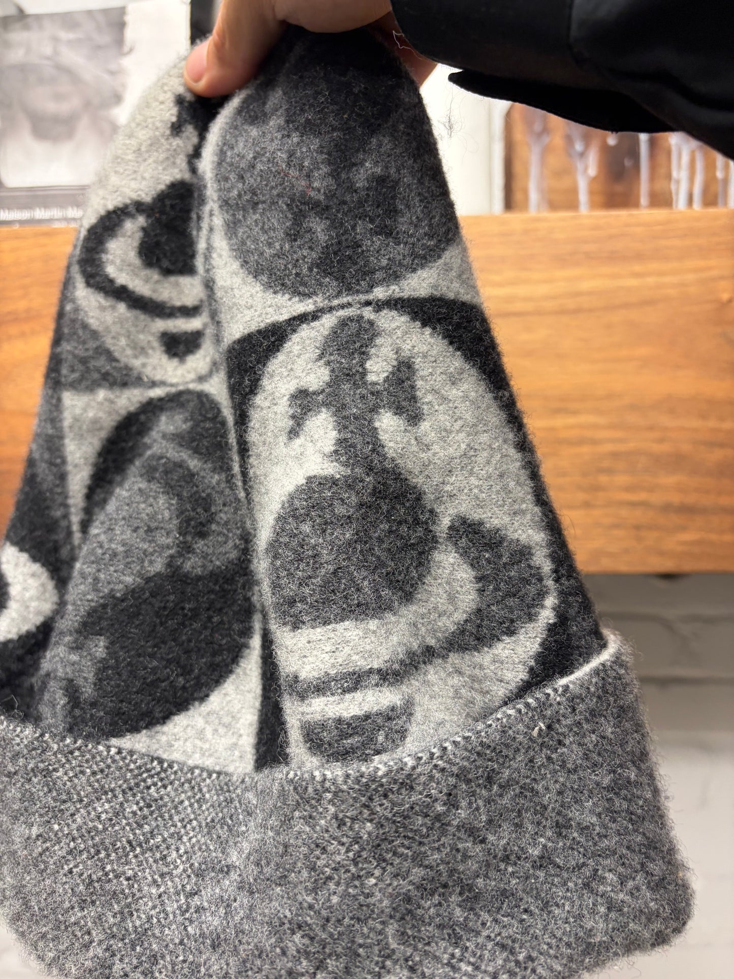 Vivienne Westwood Grey ‘Orb Logo’ Knit Beanie