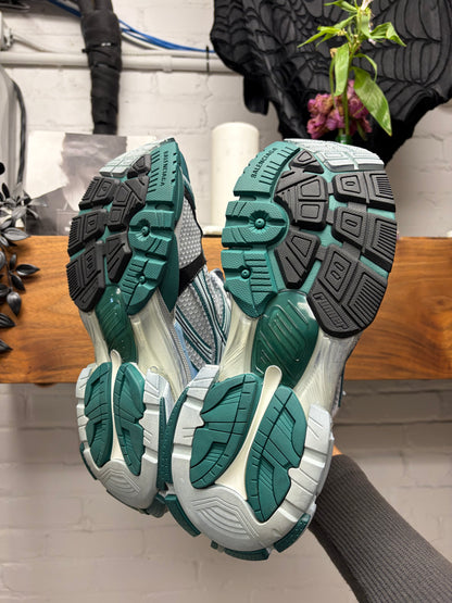 Balenciaga ‘Runner’ White/Teal Blue Low Top Sneakers