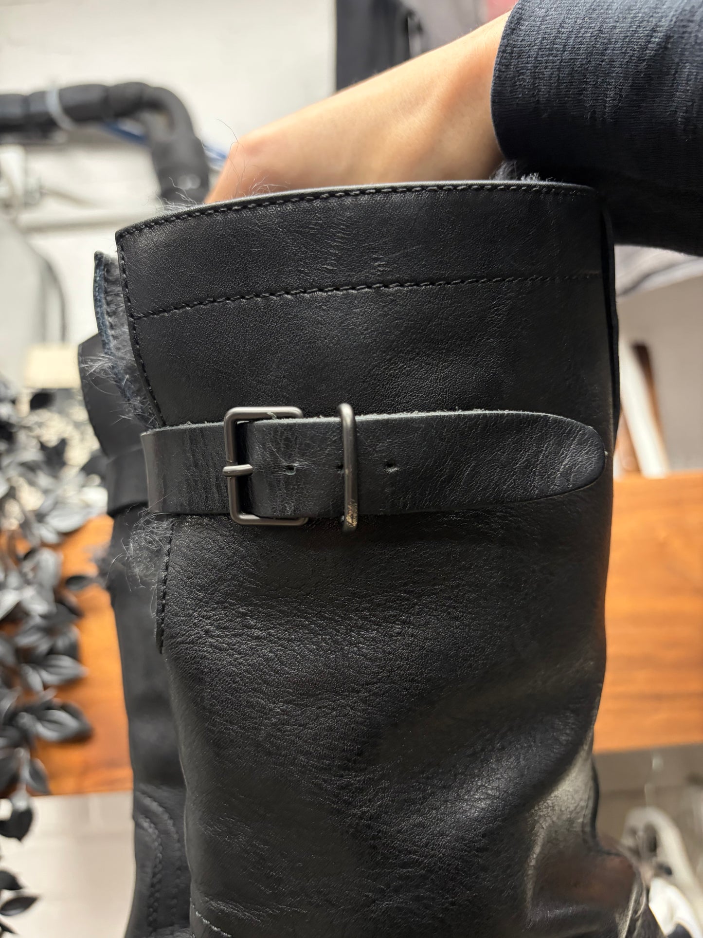 AW2000 Gucci by Tom Ford Fur Lined Calfskin Leather Boots