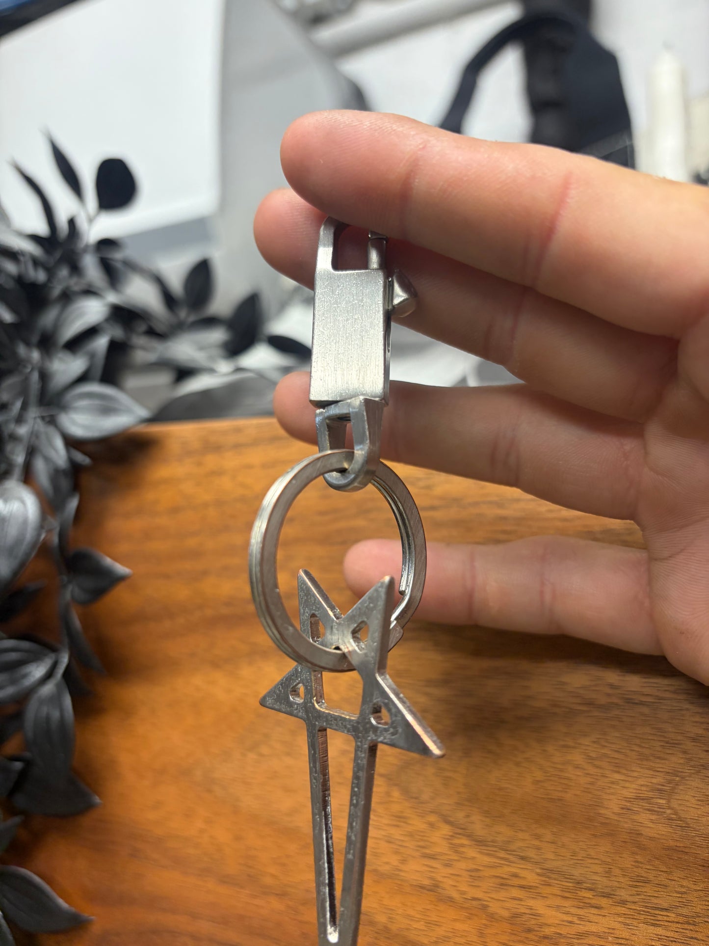 AW2022 Rick Owens ‘Strobe’ Pentagram Silver Tone Keychain