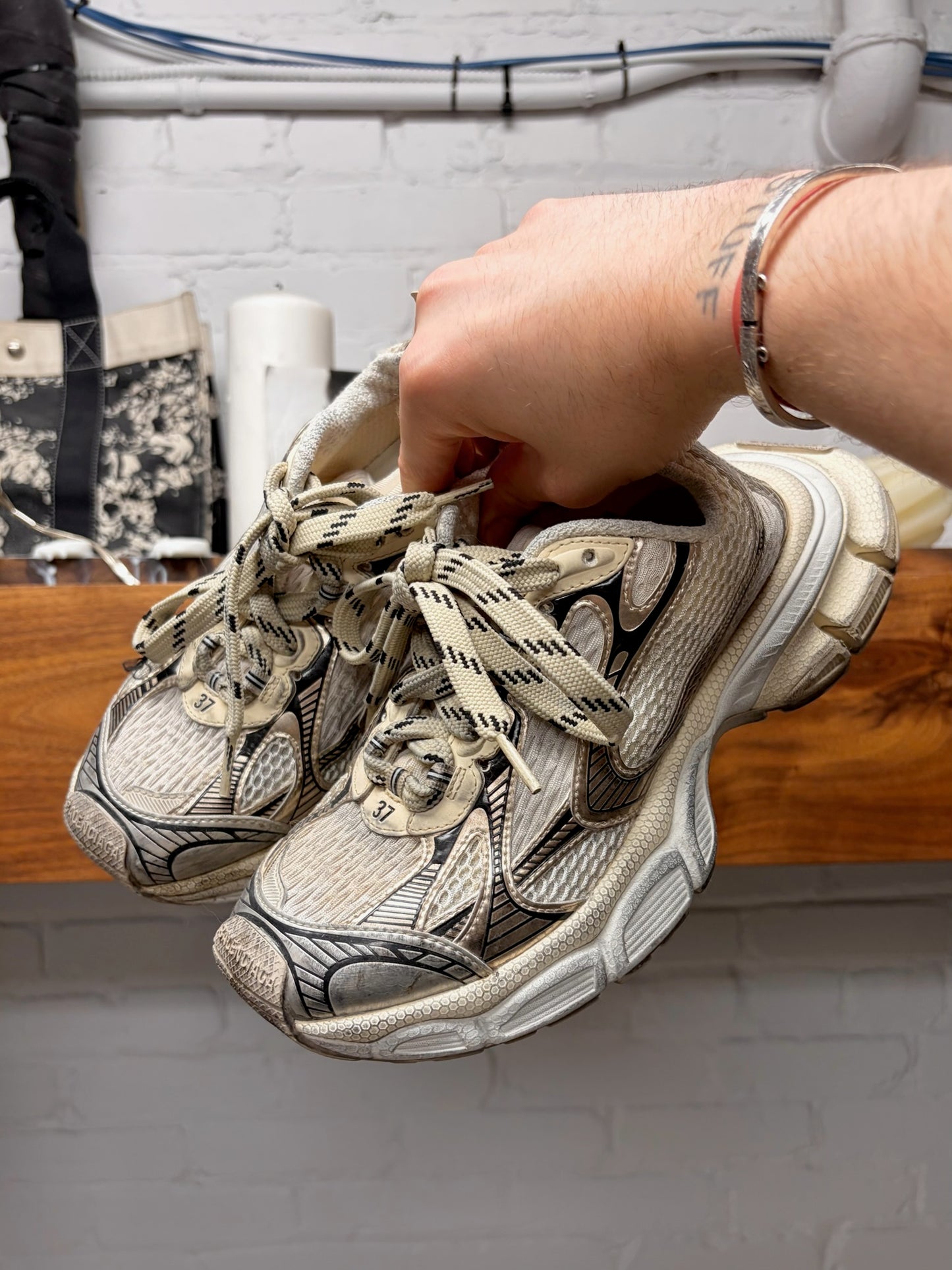 Balenciaga ‘3XL’ Cream/Tan Oversized Low Top Athletic Sneakers