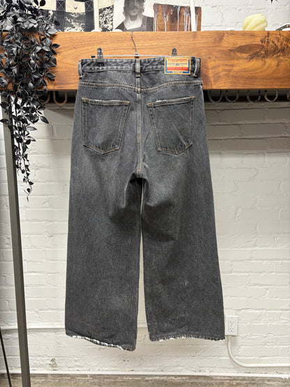 Diesel ‘D-Rise 007F6’ Distressed Grey Wide Leg Denim