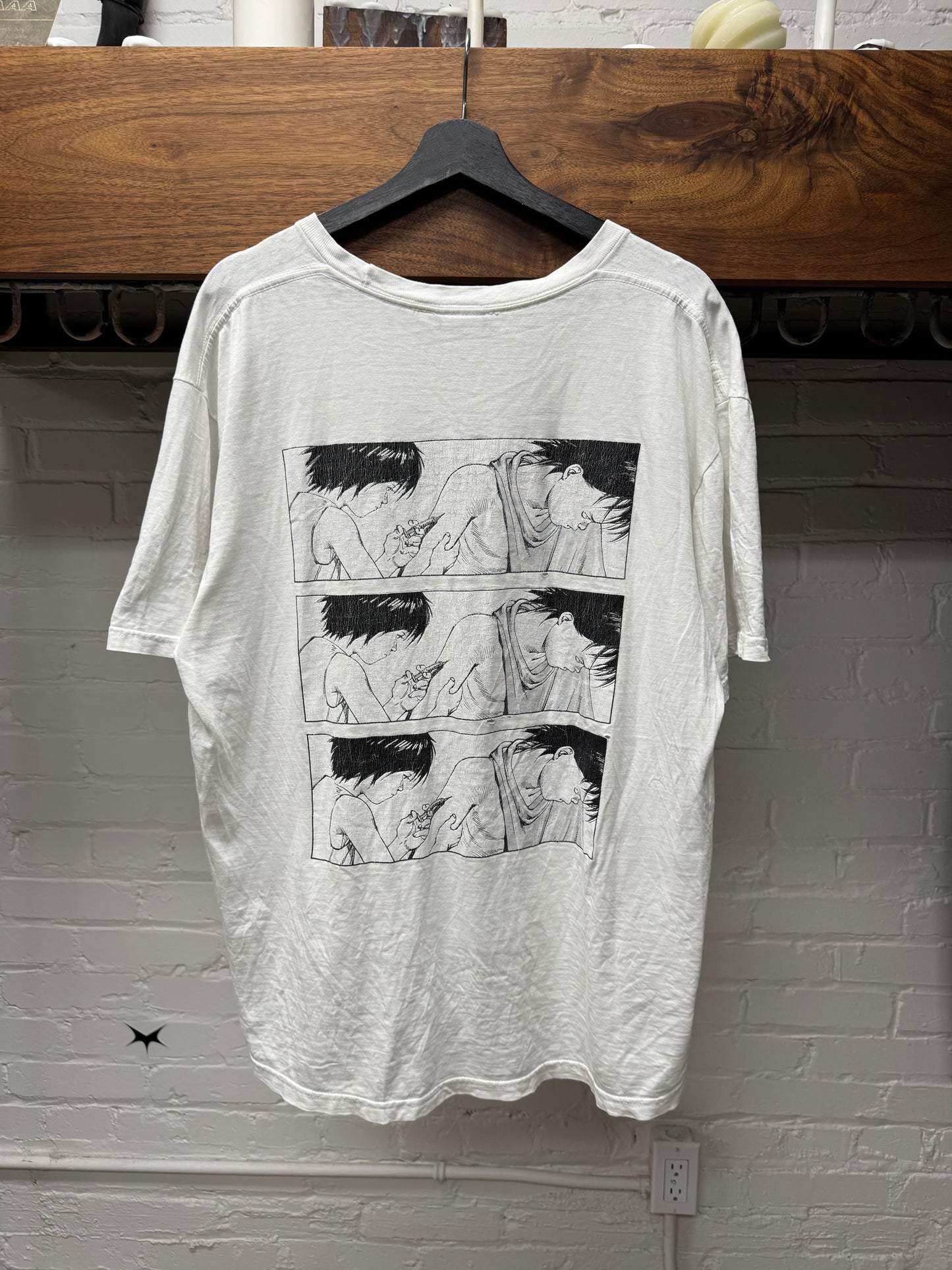 AW2017 Supreme x Akira ‘Syringe’ White Graphic T-Shirt