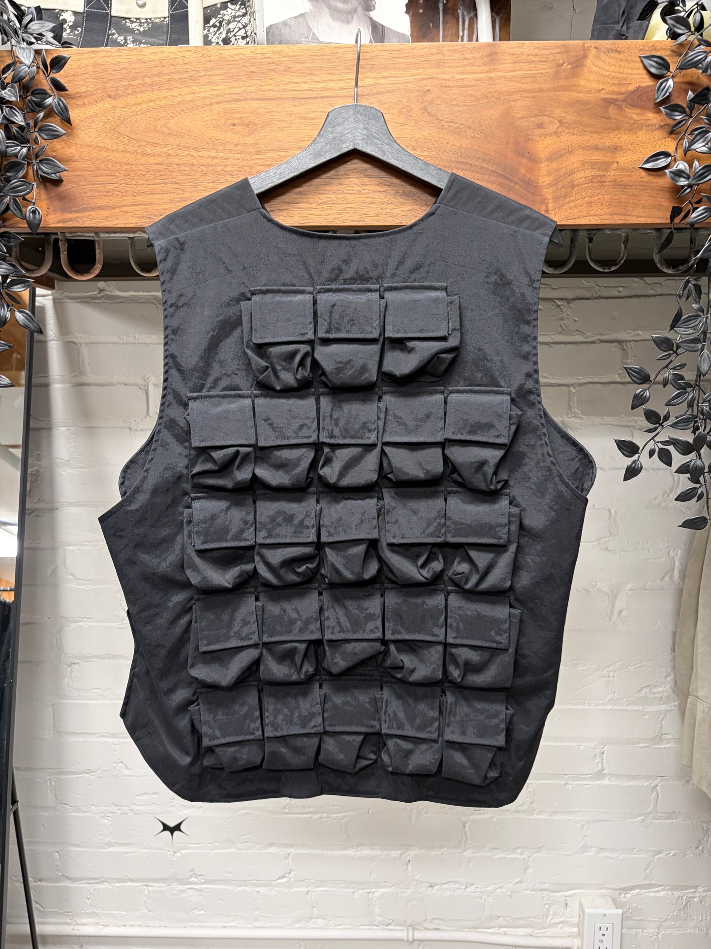 AW1998 General Research ‘Parasite’ Model 364 Tactical Police Vest