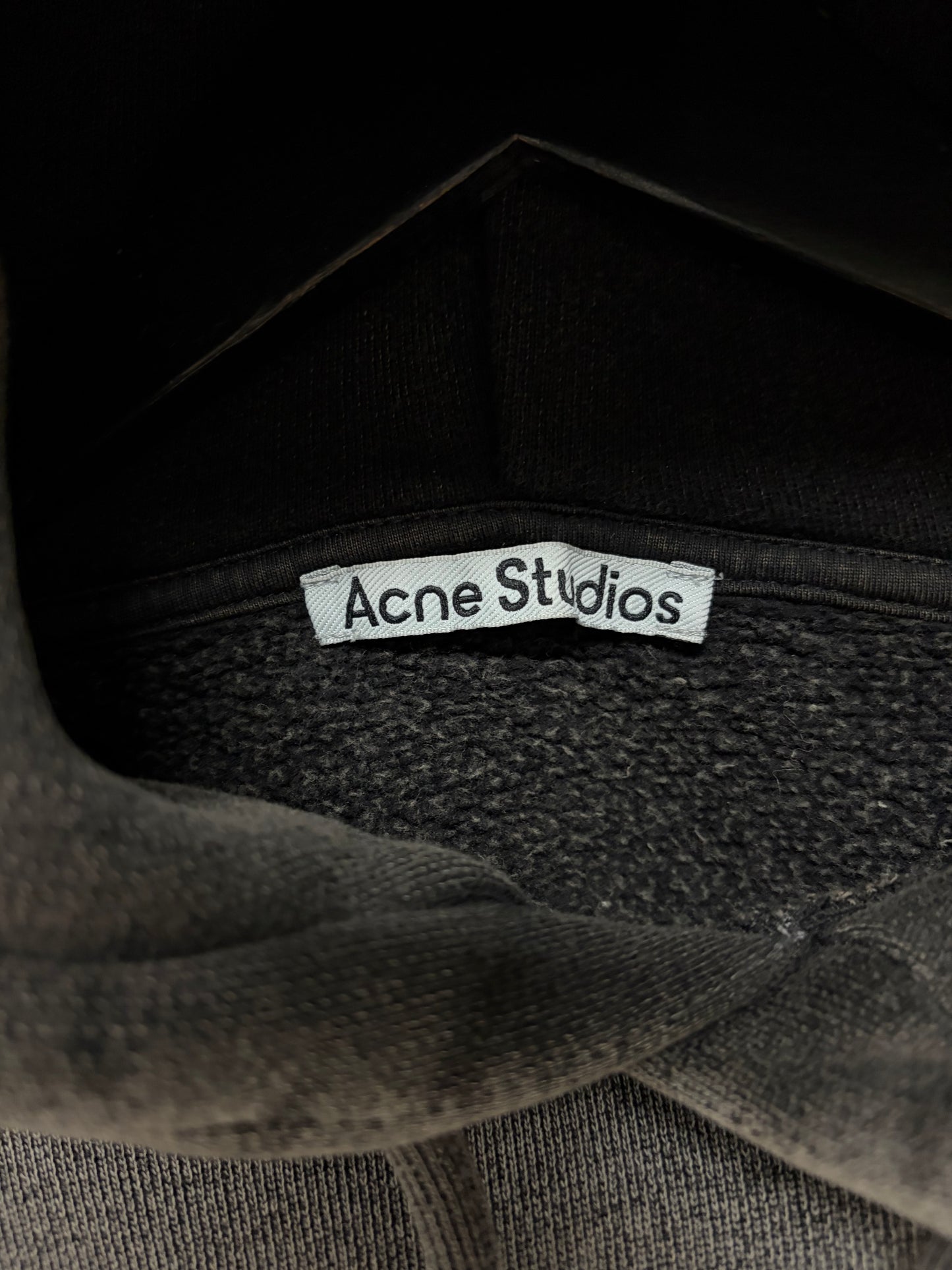 Acne Studios ‘Patch Logo’ Organic Cotton Cropped Pullover Hoodie