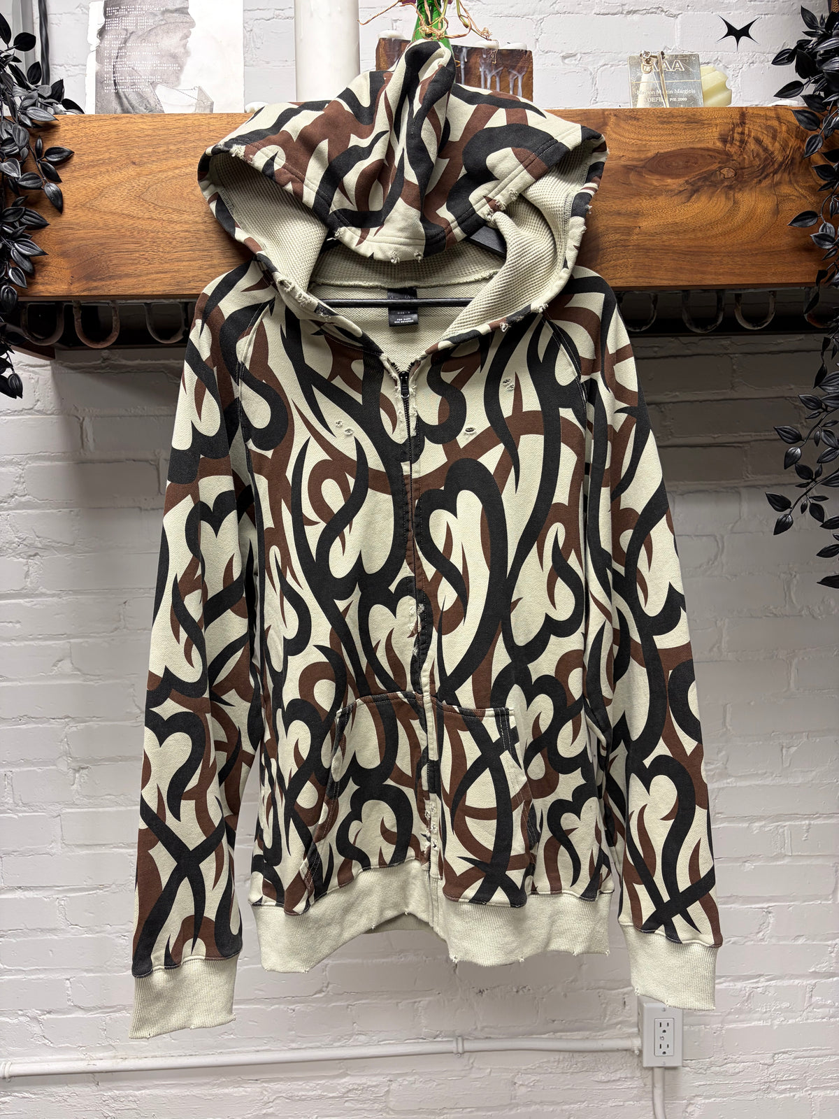 AW2004 Number (N)ine ‘Give Peace a Chance’ Tribal Heart Camouflage Thermal Zip-Up Hoodie