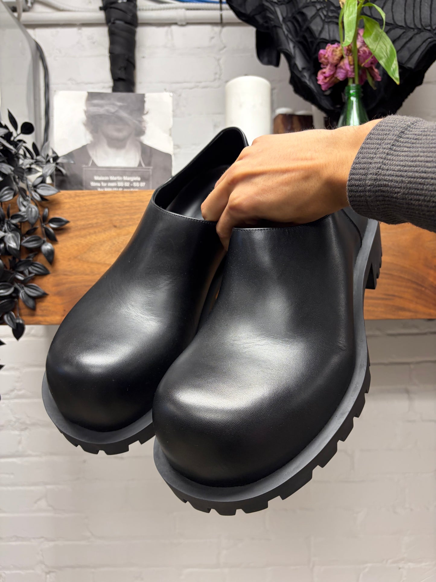 Balenciaga ‘Hummer’ Black Leather Laceless Oversized Derbys