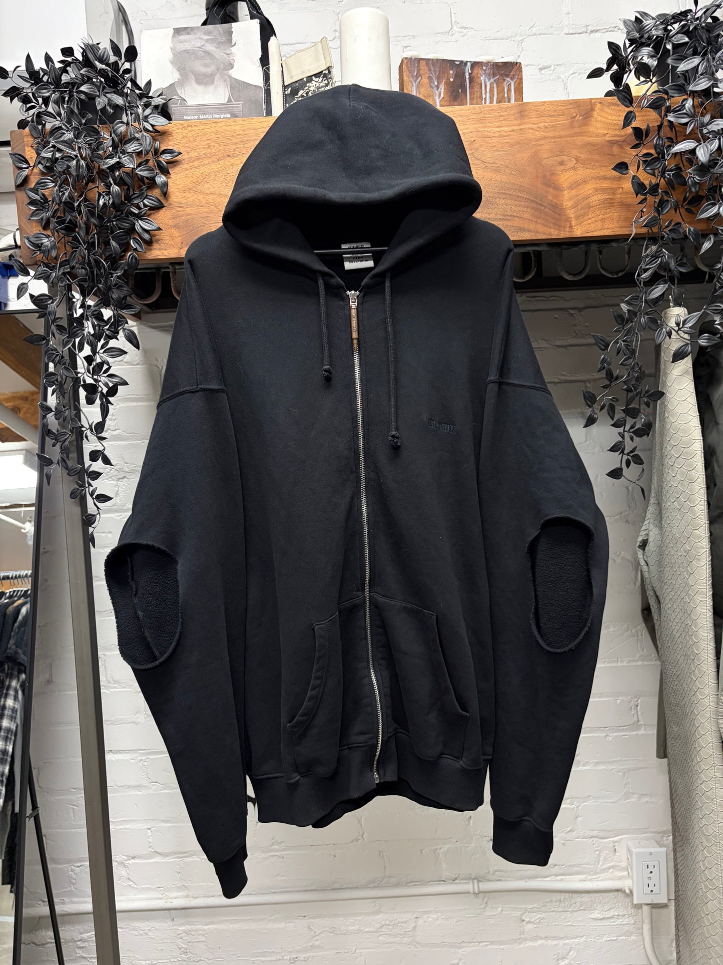 SS2019 Vetements ‘Bullet Shell’ Black Zip-Up Hoodie