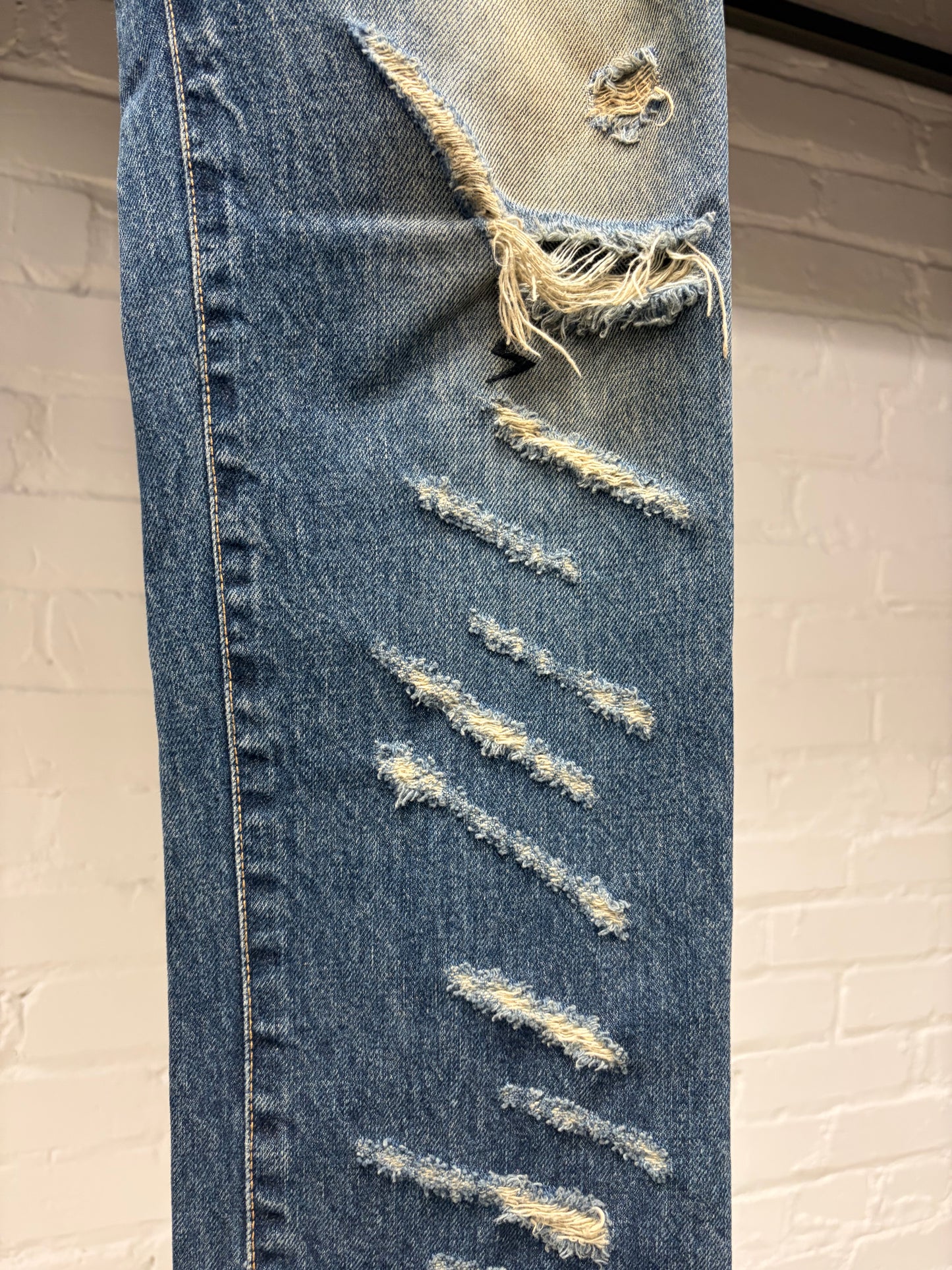 SS2005 Undercover ‘But Beautiful’ 60 Red Yarn Distressed Blue Denim