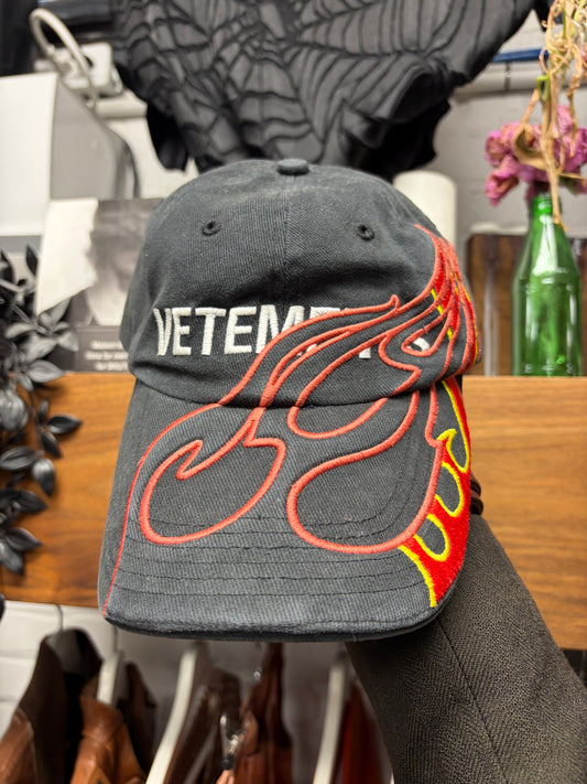 AW2018 Vetements x Reebok Embroidered ‘Flame’ Engulfed Logo Baseball Cap