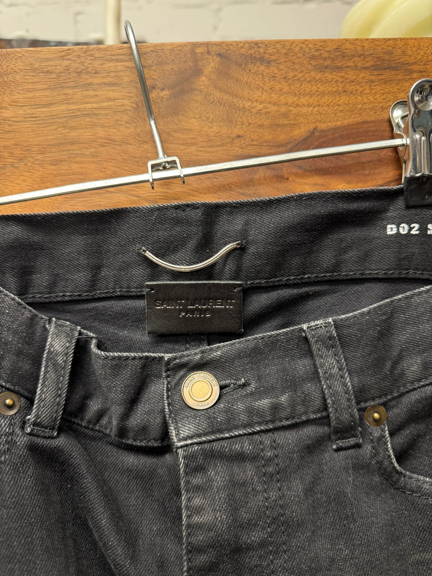 2020 Saint Laurent ‘D02’ Black Skinny Cut Denim
