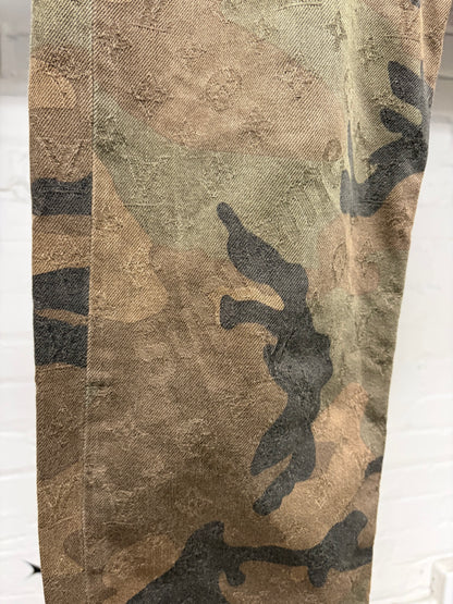 SS2016 Louis Vuitton x Supreme Camoflage Monogram Denim