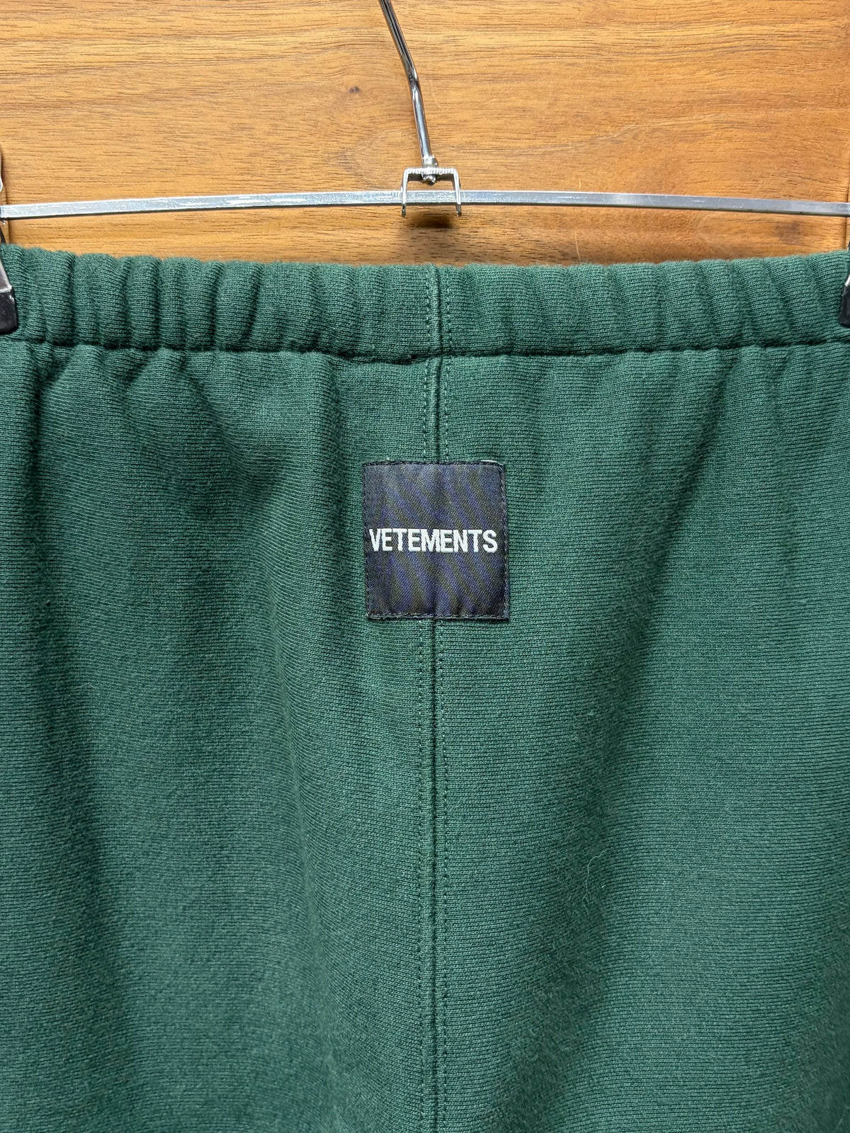 AW2019 Vetements Wide Leg White/Green Logo Sweatpants