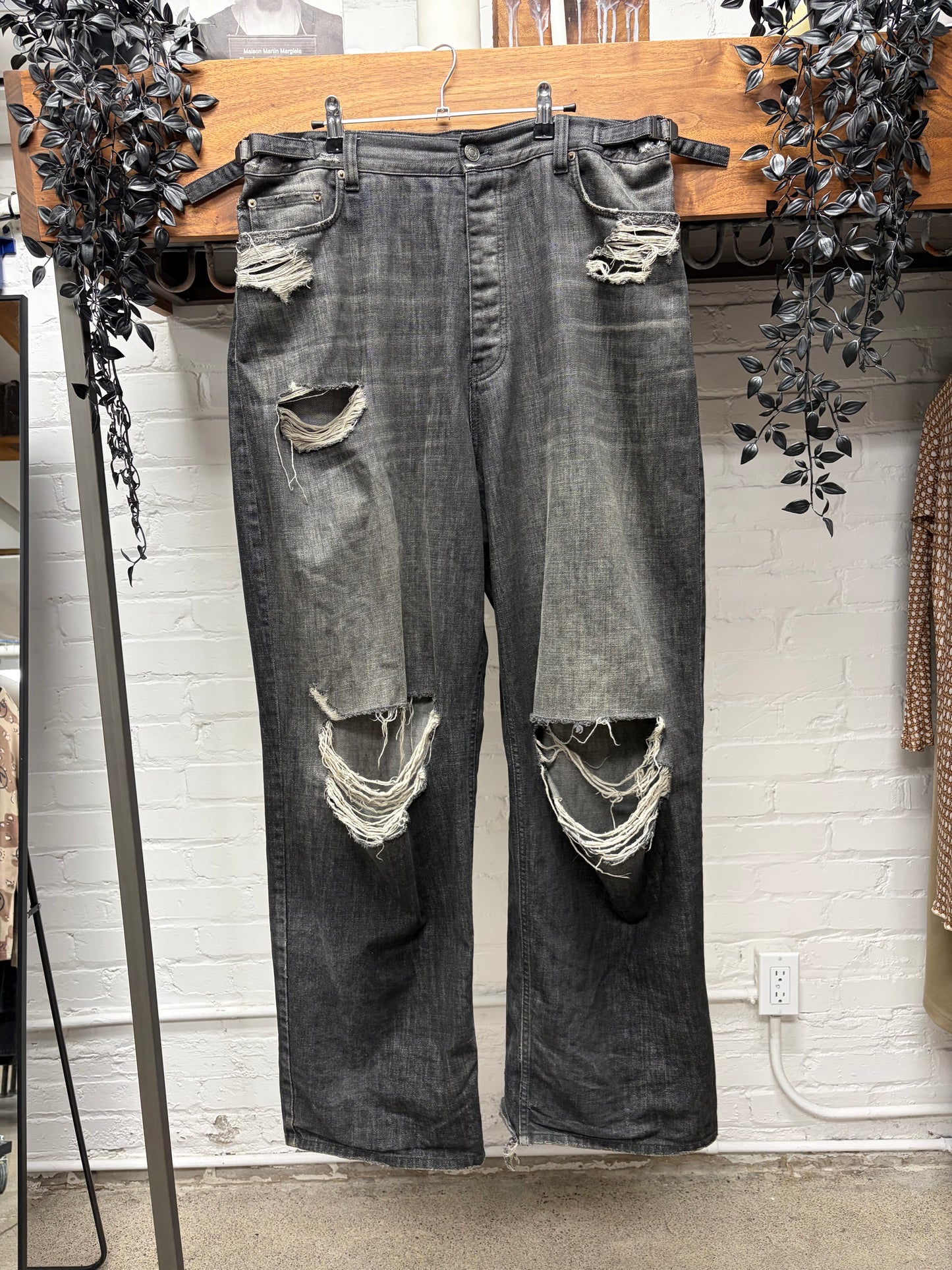 SS2022 Balenciaga ‘Destroy’ Skater Relaxed Fit Washed Grey Denim