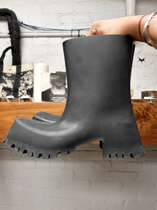 Balenciaga ‘Trooper’ Black Rubberized Square Toe Combat Boots