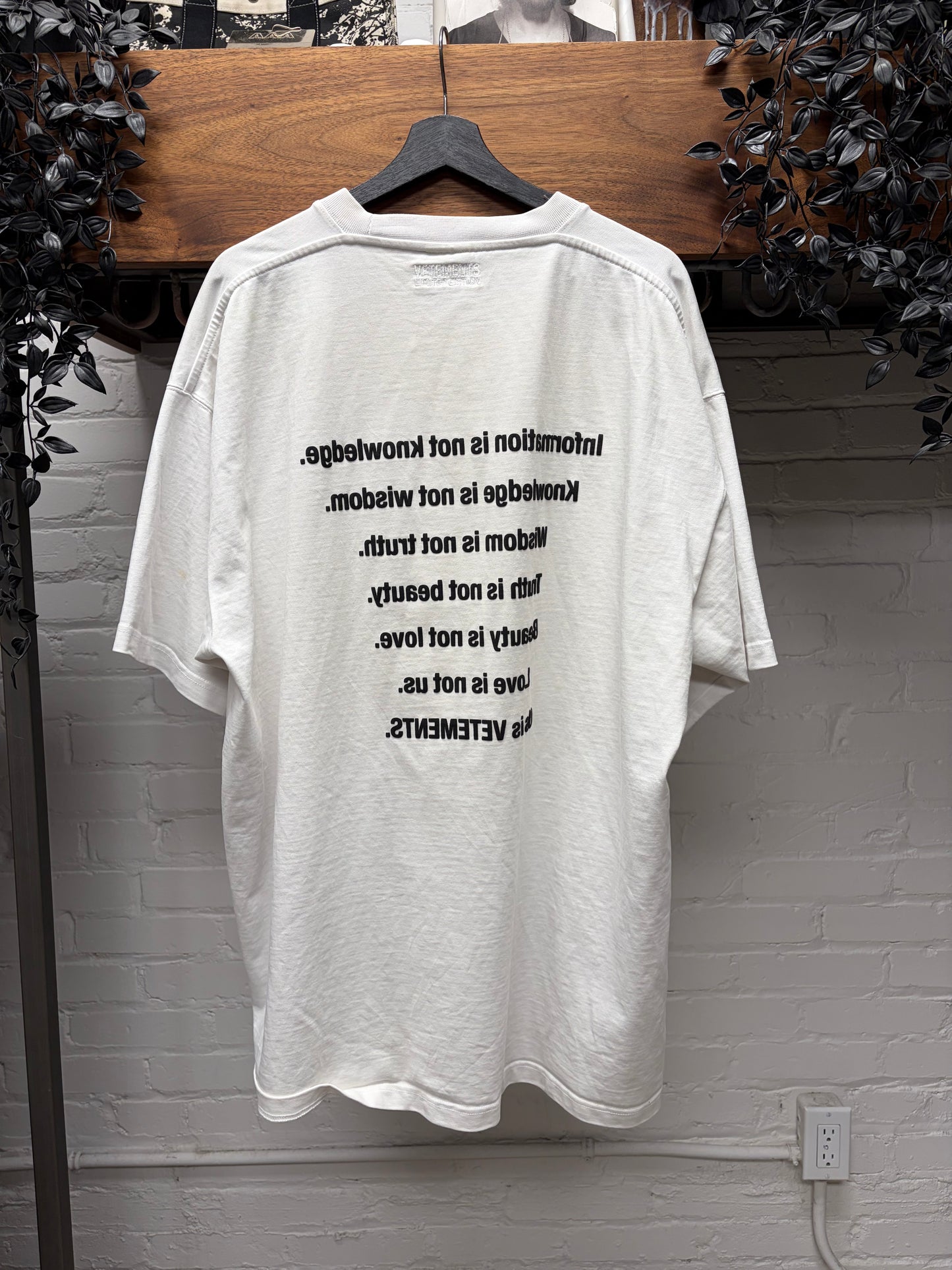 Vetements ‘Information is Not Knowledge’ Oversized White Slogan T-Shirt